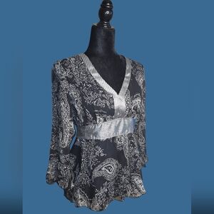 Carole Little Elegant Black and White Paisley Women's 100% Silk Blouse. Size S